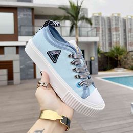 prad shoesPrad Classic Designer LEATHER Glen Casual Shoes High Quality Women Shoe Leather Canvas Woman Sneakers Lace Up Comfortable Pretty Girls F56R 1YKA