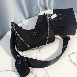 Designerskie torebki damskie luksusowe torby na ramię nylon crossbody hobo torba na klatkę piersiową