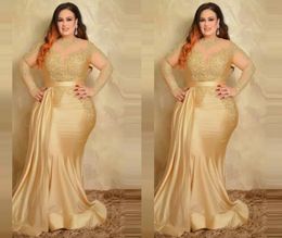 Sexy Plus Size Formalne Suknie Wieczorowe Elegancki Z Długim Rękawami Złota Koronka Wysoka Szyi Płaszcza Specjalna okazja Dress Matka panny młodej Pro232