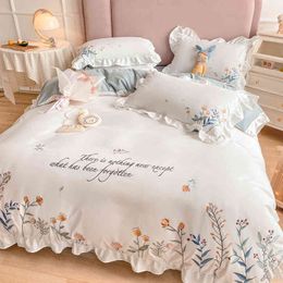 Friendly Soft Four Piece Set Small Fresh Embroidered Bed Sheet Quilt Cover Broken Lace Bedding Set