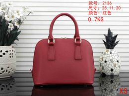 red flower bag UK - AKS Classic Luxury bag Design Handbag High capacity Totes Designer Bags Large-capacity Pu Women Fashion Gradient Printing Letter Duffel bags99