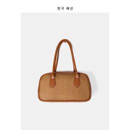 Minority hand bag women's 2021 summer and autumn new straw woven trend fashion leather splicing pillow