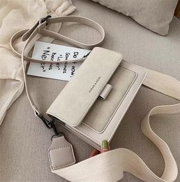 2022 Designer Brands Hollow Letters Raffia Straw Tote Fashion Paper Woven Women Shoulder Bags Summer Beach Handbag Luxury Bag H0702