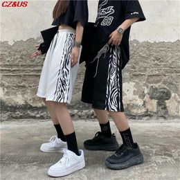 Elastic Waist Shorts Summer Harajuku Streetwear Iron Chain Pattern Jogger Men And Women Hip Hop Skateboard 220715