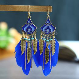 Boho Red Feather Wedding Earrings Retro Fan-shaped Flower Carved Leaves Tassel Dangle Earrings for Women Ethnic Style Jewelry