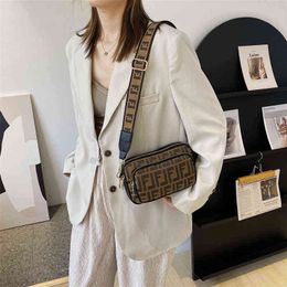 Handbags Outlet autumn new messenger wide belt simple cylinder embossed pillow women's single shoulder bag