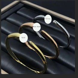 Brands Design Stainless Steel Jewelry Gifts Mens Womens Animal Shape Cuff Bracelet Bangle Jewelry Birthday Present for Her Women Teen Girls