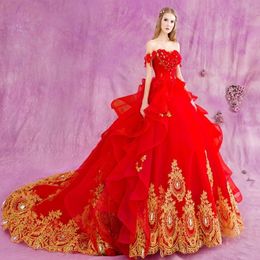 Gothic Red Ball Gown Princess Wedding Dresses with Gold Lace Appliques Crystals Beaded Floral Bridal Gowns Off The Shoulder Vintage vestidos de casamento Mariee