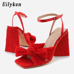Nxy Sandals Summer Women Sandal Elegant Square Toe Sequined Cloth Butterfly-knot Female Buckle Strap Triangle High Heels Shoes