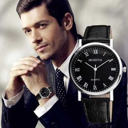 2022 Business Men Quartz Watch Roman Scale Dial Leather Strap for Simple wrist Gift Horloges Mannen