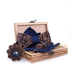 Bow Ties Wooden Tie Handkerchief Set Men's Plaid Bowtie Wood Hollow Carved Cut Out Floral Design Fashion Novelty Donn22