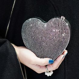 Evening Bags Women Day Clutch Crystal Diamond Heart Shaped Clutches Lady Handbag Wedding Purse Chain Shoulder BagEvening