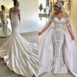 2022 Wunderschöne Meerjungfrau Brautkleider mit abnehmbarem Zug von Schulterspitze Brautkleid Vestidos Rückenfreies Dubai Hochzeitskleid Plus Size