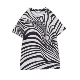 -22ss Европа Испания Allover Zebra Skin Print Дизайн футболки Высокая улица TEE Весна Летняя мода Скейтборд Мужчины Женщины Футболка