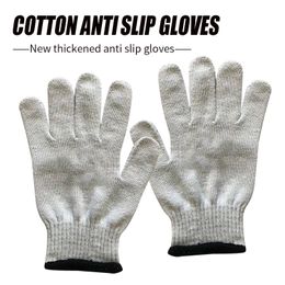 Gloves for Garden Supplies Thickened cotton thread material anti slip and breathable hand protection for courtyard work on Sale
