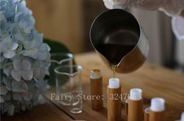 5ml/g Round Natural Bamboo Lip Balm Container Lipstick Tube DIY Cosmetic Lip Gloss Bottle Makeup Lip Stick