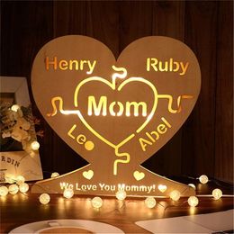 Personalized Wooden Night Light Heart Puzzle LED Wall Lamp Custom Family Name Engraved Text Art Home Decor For Parents Gift 220623