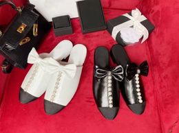 2021 AAAAA + sandalias de lujo, zapatillas para mujer, sandalias deslizantes para hombre, sandalias de cuero para mujer, zapatos informales con lazo de gancho 35-41 con caja negra y bolsa para el polvo 654