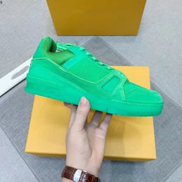 2022ss High quality men Shoes Breathable Moisture Edition Fashion Sports Leisure Portable Board Running Size38-45 mkjl54585