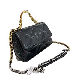 22P Women 19 Classic Flap Oil Wax Calfskin Quilted Bags Red White Black Chain Handle Totes Two-tone Gold Silver Metal Hardware Crossbody Shoulder Saoche Purse