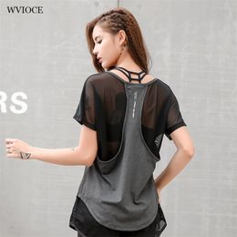 Women Yoga Tops Shirts Mesh Fake Two Pieces Black Sports Tshirts Short Sleeve Breathable Gym Fitness Tank Tops Running Clothes T200401