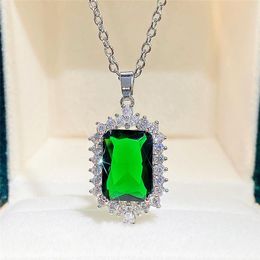 Pendant Necklaces Vintage Silver Plated Rectangle Crystal For Women Green CZ Stone Inlay Chains Fashion Jewellery Party GiftsPendant