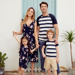 Family Matching Outfits 2022 Summer Baby Girl Mother Dad Boy Kid Print Dress Short Sleeve Striped T Shirt Home Clothing SetsFamily