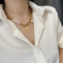 Pendant Necklaces Stainless Steel Fashion Upscale Jewellery Natural Pearl Cross Charms Thick Chain Choker & Pendants For WomenPendant