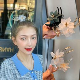 Summer New Hair Crab Banana Ponytail Hair Clips Claws Toothed Non-slip Hairpins Fashion Women Hair Accessories