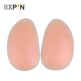 IIXPIN Sexy Buttocks Self-Adhesive Nude Sile Thick Butt Pads Fake Ass Push Up Women Panties Thigh Enhancer Inserts Hip Pads Y220411
