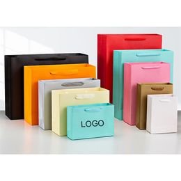 10Pcs Custom Multicolor Paper Gift Clothing Candy Jewelry Handle Wedding Party Handbag Shopping Storage Bags 220704