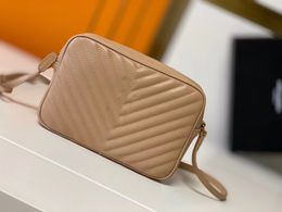 Designer Luxurys Fashion Shoulder Bags 2022 Women Genuine Leather Tassels Handbags Purses Messenger Crossbody Bag