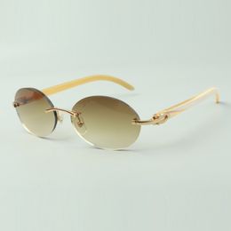 Ovale Retro-Sonnenbrille von Buffs 8100903-B mit naturweißen Büffelhornstäben und 58-mm-Gläsern