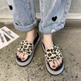 Thick Soles Slippers Women Wear Muffin Fashion Casual Rhinestone Leopard Print Sandals In Summer J220716