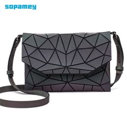Geometric Women Evening Chain Shoulder Bags Girls Fold Handbags And Luminous Casual Clutch Messenger Bag Y201224