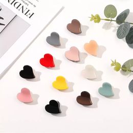 Double Colors Acetic Acid Heart Shape Hair Clamps Women Mini Size Alloy Love Ponytail Hair Claw Clips Korea Girls Solid Color Scrunchies Hairpins Length 2.5 CM