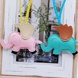 Keychains Cute Little Flying Wings Elephant Women PU Leather Hanger Pendant Decoration For Bag Car Keyring Accessories GiftsKeychains Forb22