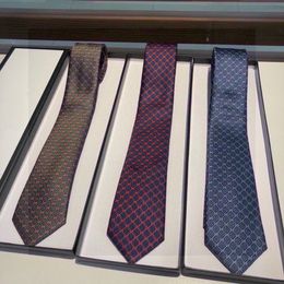 Men Neck ties Luxurys Designers Mens NeckTie Business Tie Fashion Casual Neckwear Cravate Krawatte Corbata Cravatta