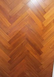 floor fight Chequered floor fight Black Wood Flooring pear Sapele wood floor Wood wax wood floor Russia oak wood floor Wings Wood Flooring