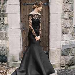 Vintage Black Gothic Dresses Sareh Nouri Mermaid Long Sleeves Bridal Gowns Trumpet Satin Lace Illusion Appliques Sweep Train Custom