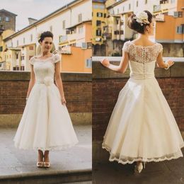 Abito da sposa corto vintage lunghezza tè 2024 Rockabilly Pinup anni '50 vittoriano Gatsby civile Boho abito da sposa manica ad aletta pizzo floreale celtico bohémien abiti da sposa