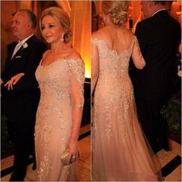 2022 Elegent Mother Of Bride Dresses V Neck Lace Appliques Beads Long Sleeves Plus Size Formal Weddings Mothers Gowns Open Back