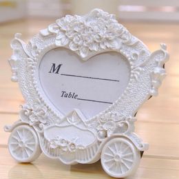 Western Style White Carriage Seat Card Clip Fashion Gift The Wedding Scene Props for Wedding Table Accessories