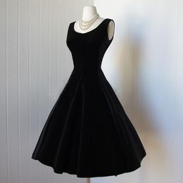 -Vintage 1950 'Black Velvet Robes De Bal Courte Au Genou Robe De Fête Cocktail Avec Arc 2015 Nouvelles Robes De Graduation Homecoming