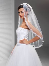 New Hot Fashion Real Image Lace Edge One Layer With Comb Lvory White Elbow Wedding Veil Bridal Veils