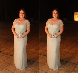 2024 Plus Size Bling Sier Chiffon Bride Dresses Illusion Short Sleeves Crystal Beaded Sheath Weddings Mother Of The Groom Gowns 403