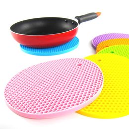 2pcs18cm Silicone Non-slip Pot Heat Resistant Mat Coaster Cushion Placemat #R571