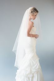 New Free Shipping Simple Wedding Veils Best Seling High Quality Elegant White/Ivory Cut Edge Wedding Bridal Veils Two Layers 3 Metres