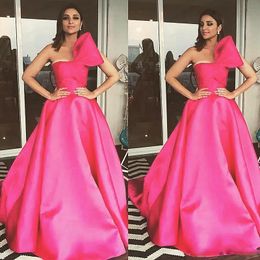 Hot Pink Evening Gowns Sexy Strapless Satin A Line Prom Dresses Floor Length Formal Party Dress Cheap Vestidos