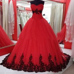 New Arrival Gothic Wedding Dresses Puffy Ball Gown Red and Black Lace Appliques Soft Tulle Bridal Gowns Custom Made Party Wear248v